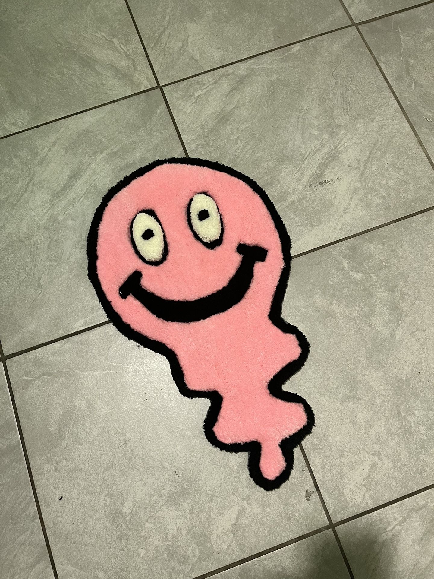 CUSTOM SMILEY DRIP RUG