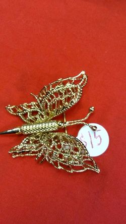 Butterfly...Gold plated...Pin...
