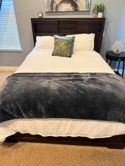Queen Bookcase / Storage Headboard Bed Frame (Dark Espresso)
