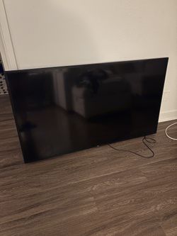 LG 60” 4K Smart TV – Works Perfectly