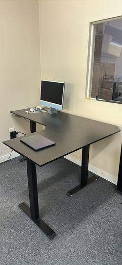 FEZiBO Electric Standing Desk - L-Shaped, Triple Motor, 63x48"