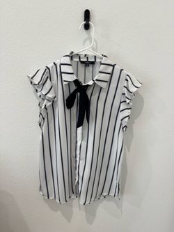 2 x Lulus Blouse - Size Small