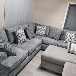 NEW SECTIONAL SOFA GREY 