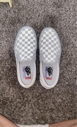 men’s white vans 
