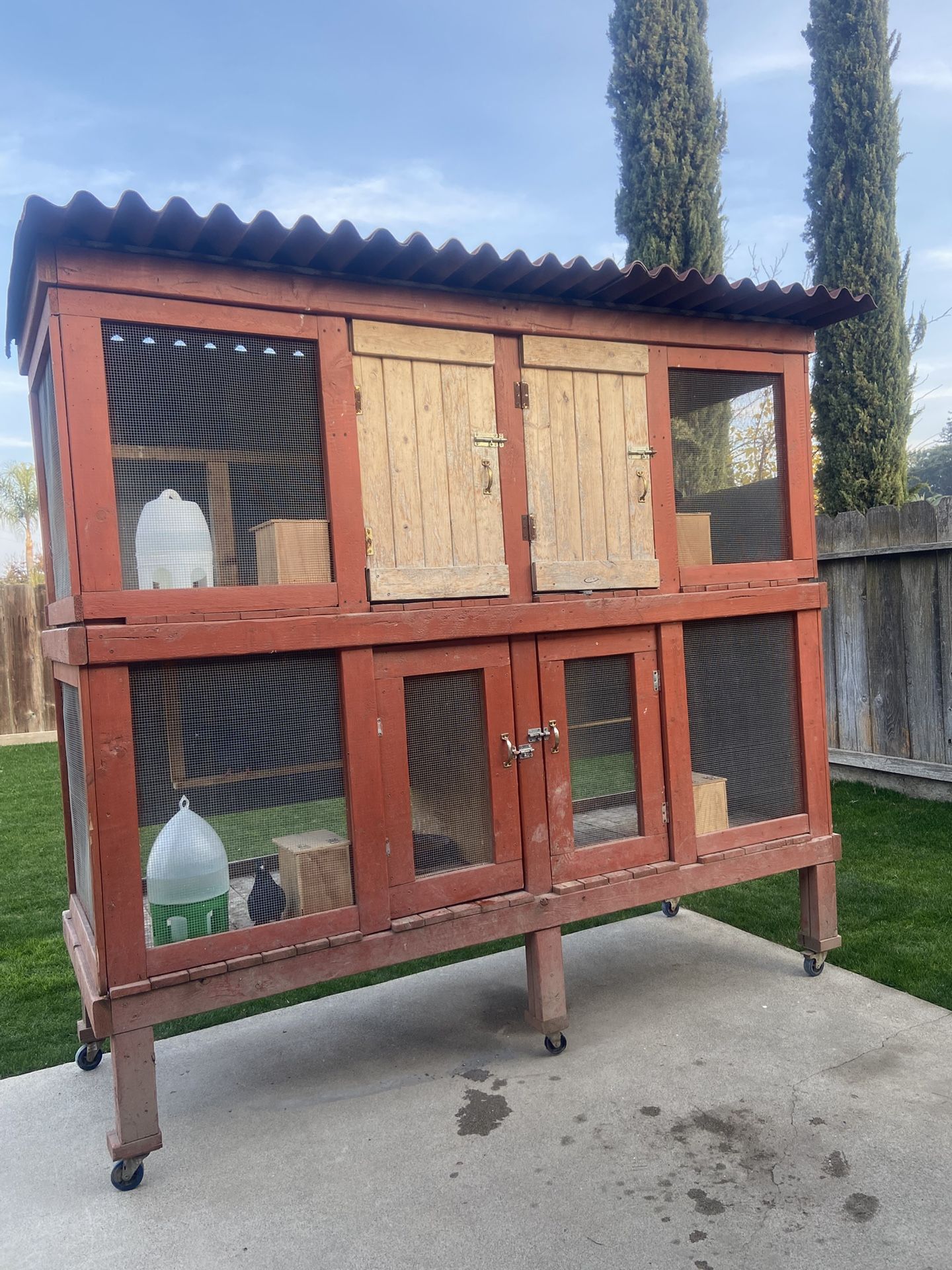 4 Individual Breeding Cage