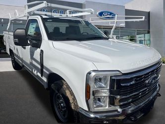 2026 Ford F-350 Chassis