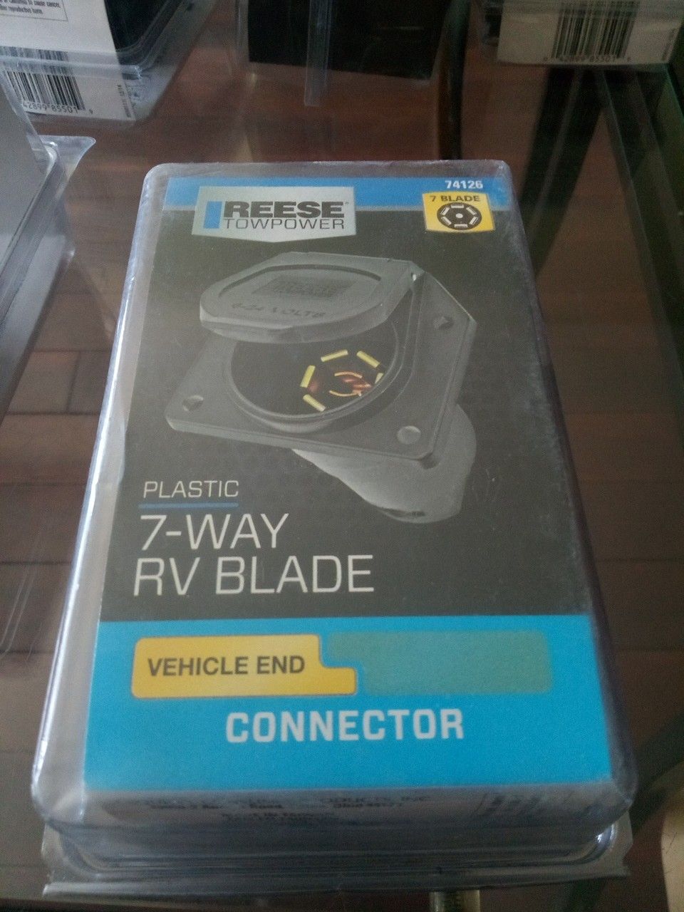 Plastic 7-way RV blade vehicle end