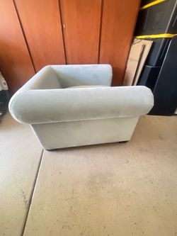 Loveseat