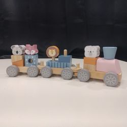 New - Open Item .  16 Piece Wooden Stackable Train .