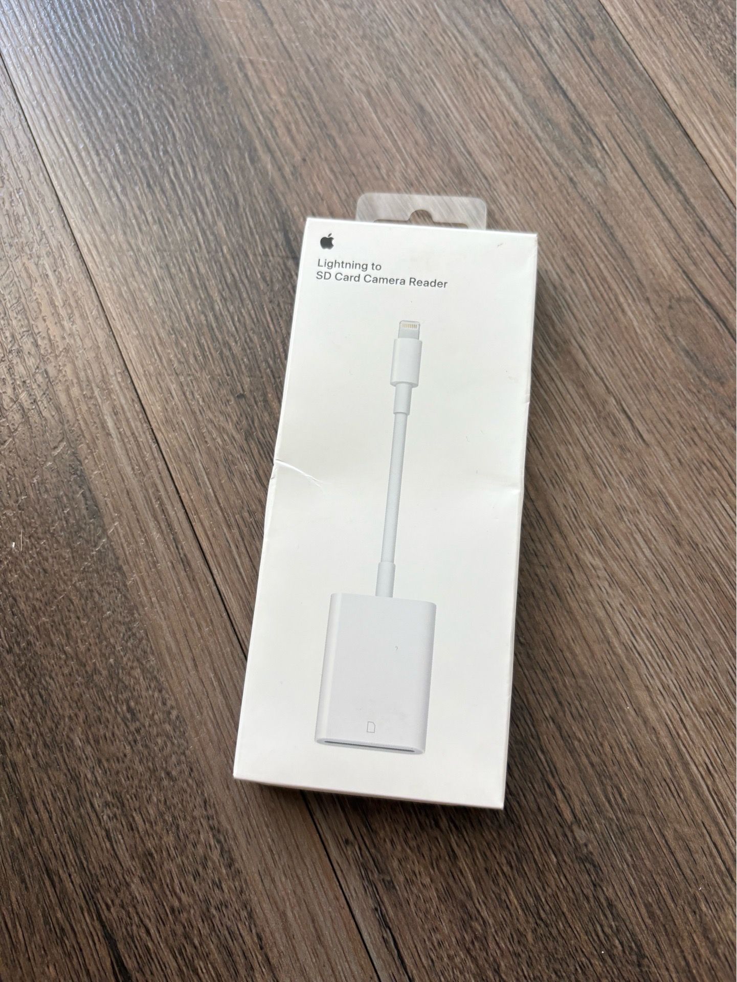 Apple lightning to SD card camera reader
