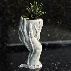 Hand Vase