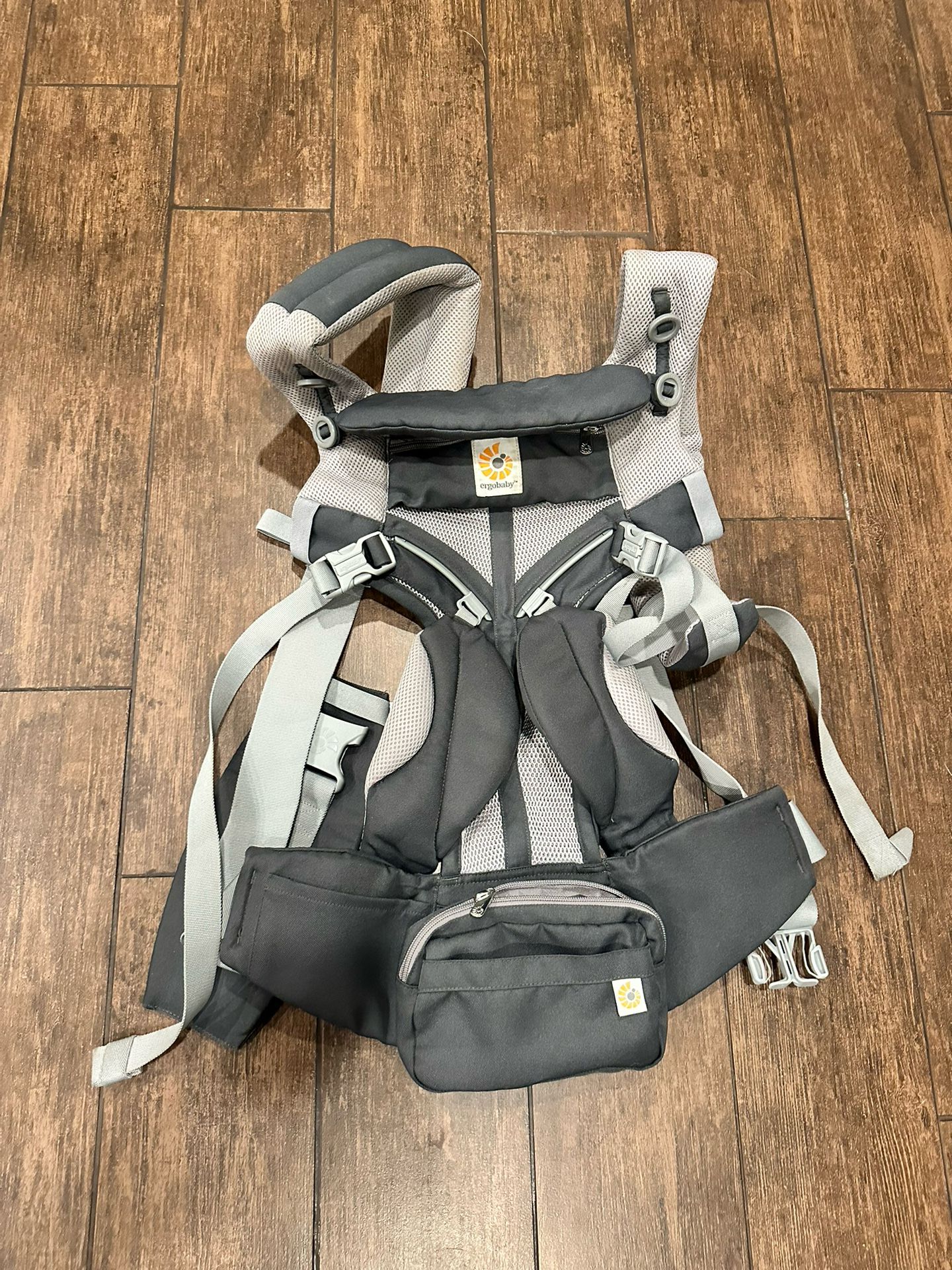 Ergo 360 Cool Air Mesh Baby Carrier In Grey