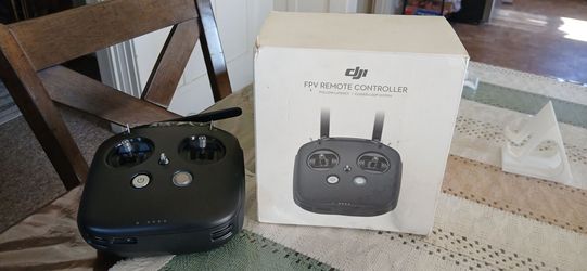 DJI FPV controller