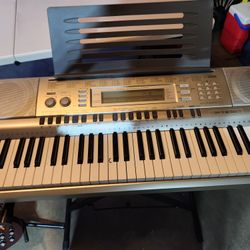 Casio Wk-200 Keyboard 