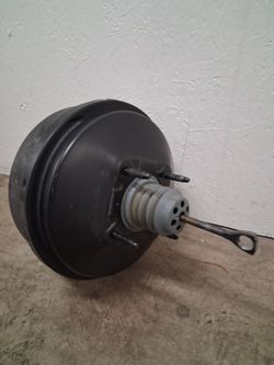 Brake booster for 2002 chevy silverado Pickup 2-8:30 pm rainbow/charleston cash only