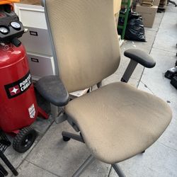 Herman Miller Celle Chair 