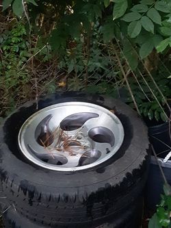 235 65 15 96 ranger wheels