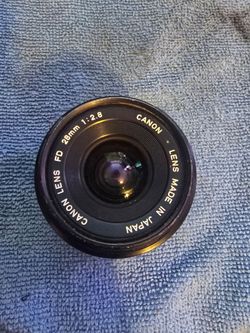 Canon FD 28mm f/2.8 Manual Focus Wide Angle Lens