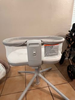 Halo BassiNest Baby Bassinet