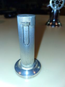 Vintage made in USA tabletop lighter