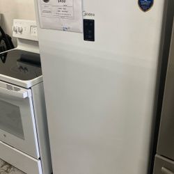 Midea Convertible Freezer Or Fridge 