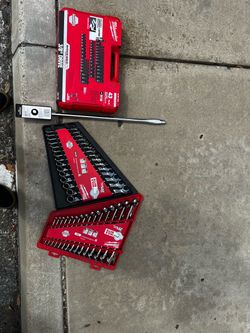 Milwaukee Tool Set Bundle – Sockets & Wrenches