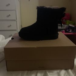 Girls UGGS size 10 