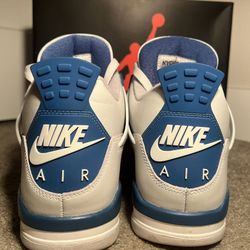 Jordan 4 Military Blues (USED)