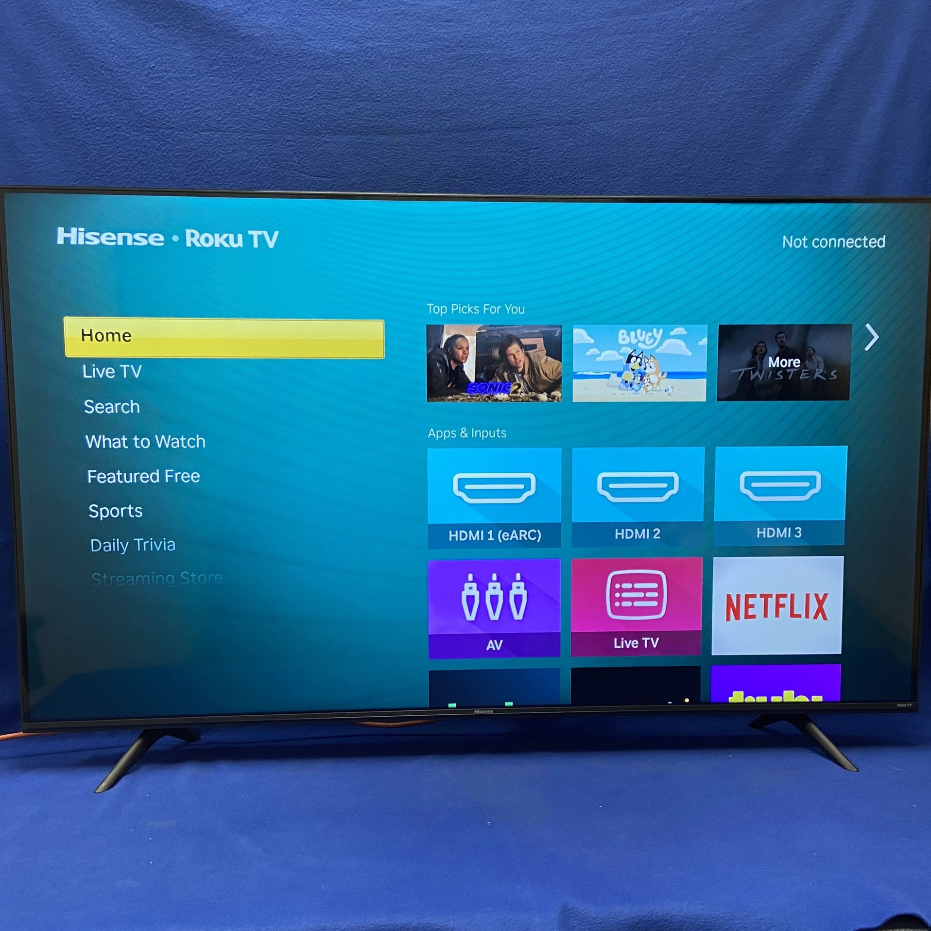 Hisense 58” UHD Roku Smart TV W/Remote 11052465