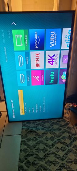 TV Hisense 55R6000E 55 inch 55" flatscreen  4k UHD LED televison with wall mount Great Condition T.V.