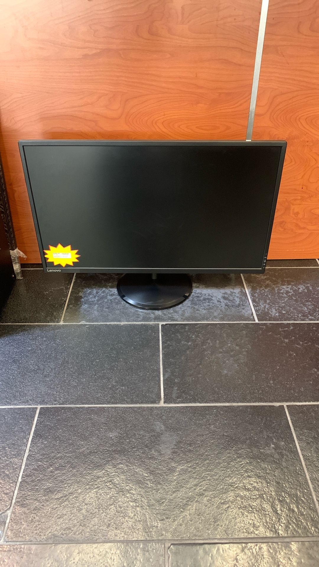 Lenovo 32” QHD Comp. Monitor C32Q-20, Great Condition!