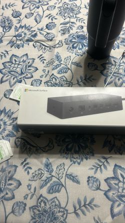 Surface Dock (Microsoft)