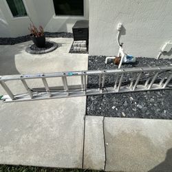 20 Ft. Extendable ladder