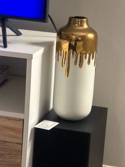 White and Gold Drip Ceramic Vase