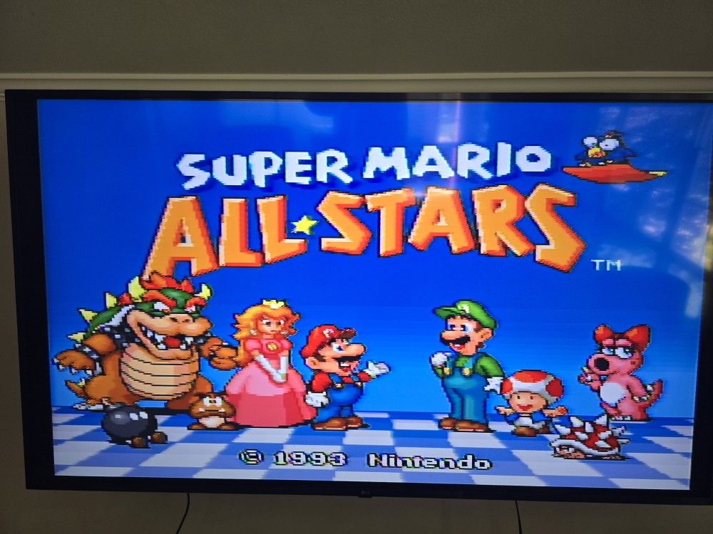 Original Super Nintendo + 5 Games + 4 Controllers + HDMI Converter