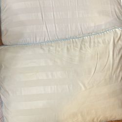 5 Pillows 