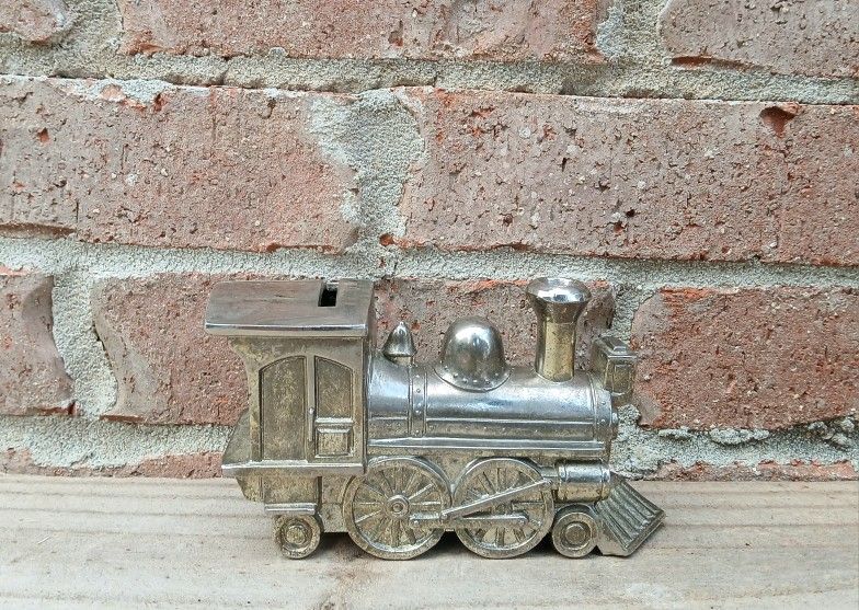 Vintage Cisco Metal Silver-Tone Locomotive Coin Bank 