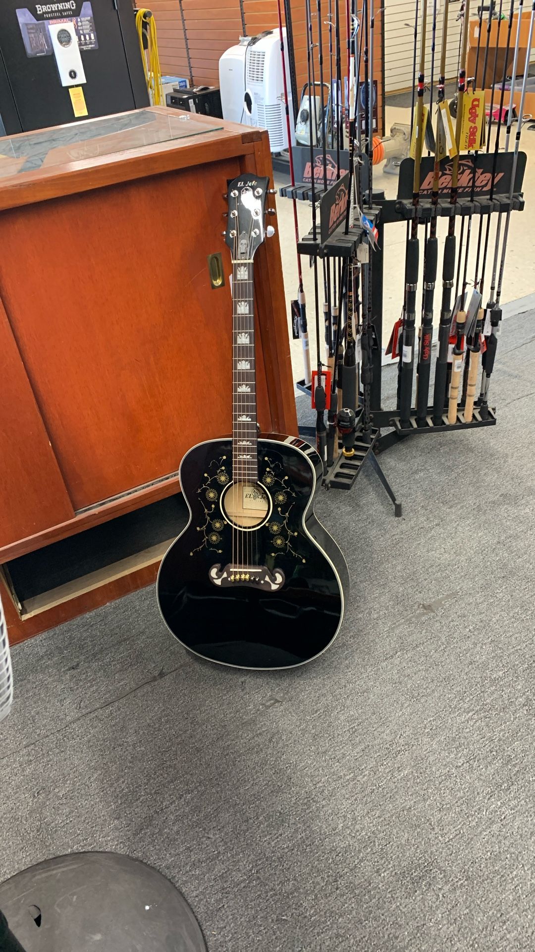 El Jefe ‘El Presidente’ Model Acoustic/Electric Guitar
