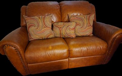 LEATHER SOFA & LOVESEAT