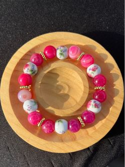 Fuchsia Agate Bracelet