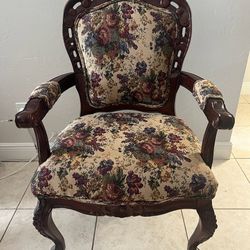 Antique Chair NEW