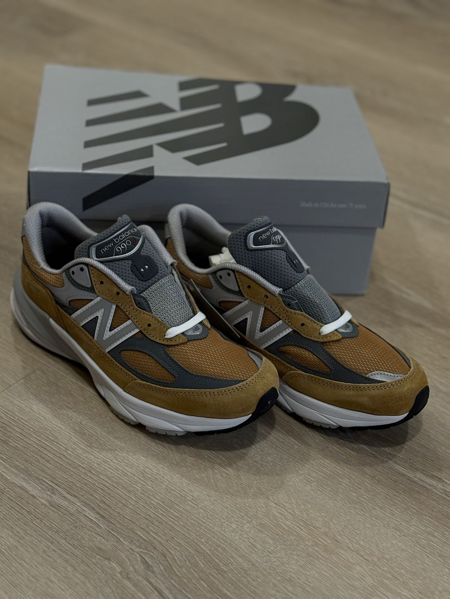 New Balance Gender Inclusive Made in USA 990v6 Sneaker