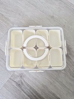 Snacklebox Container with Lid and 8 Trays