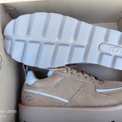 UGG Sungazer Women Size 8