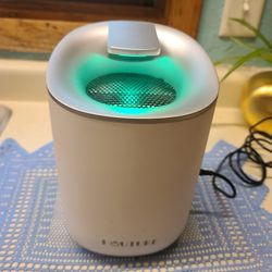 Haute Q2 Electric Mini Dehumidifier 