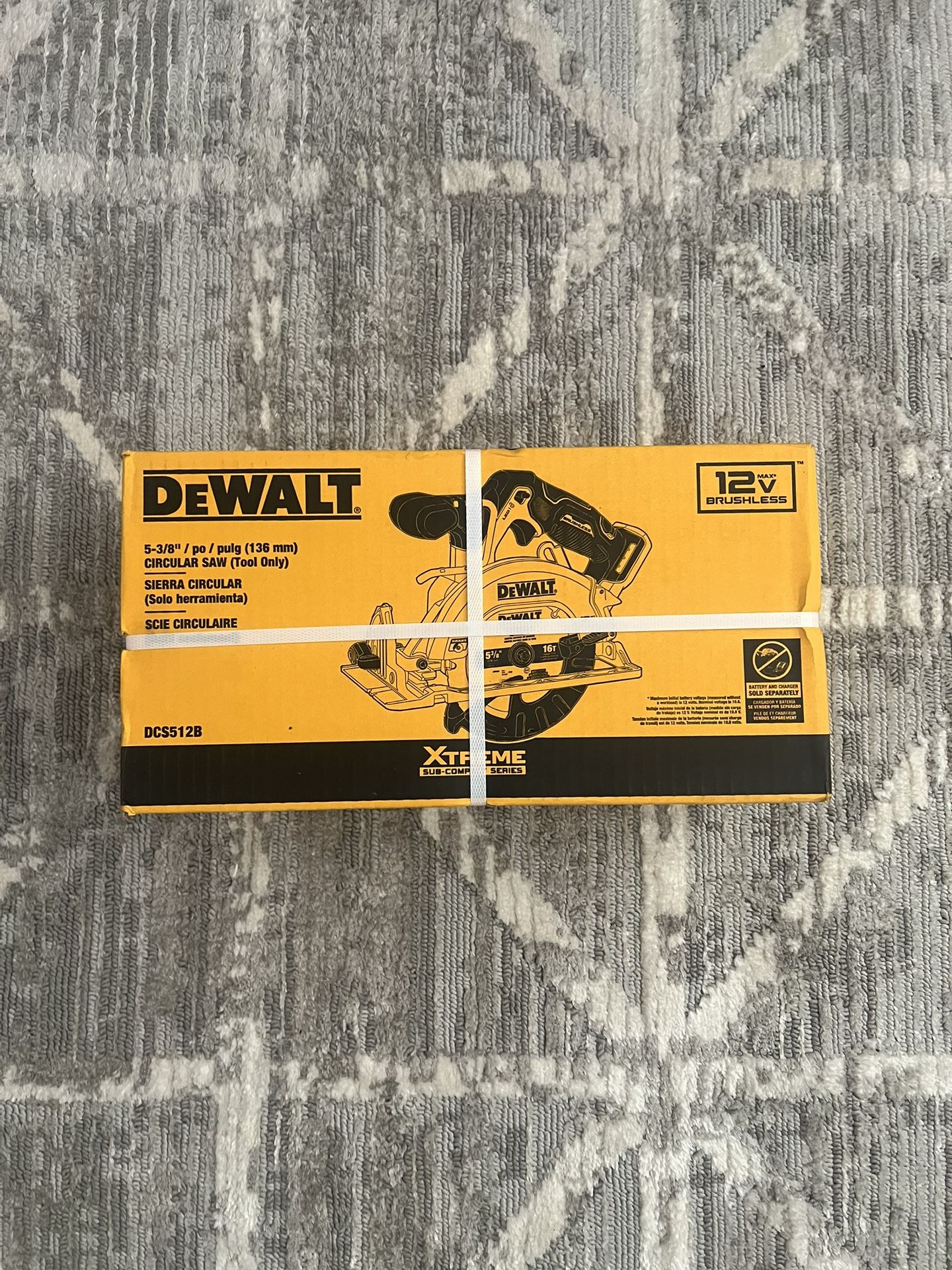 DEWALT XTREME 12-volt Max 5-3/8-in Brushless Cordless Circular saw