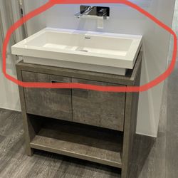 Single Vanity Basin 30” Very New