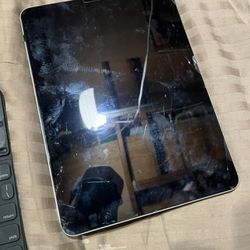 iPad Pro 2018 512GB Unlocked WiFi + Cellular W/ Apple Folio Keyboard
