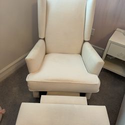 Pottery Barn Rocking Recliner Chair. White 