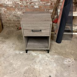Night stand/ End table